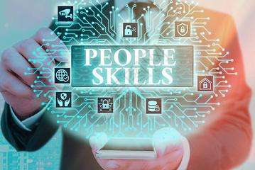 技能威力测评：zhaosf123中法师核心技能“冰咆哮”的实战效果分析